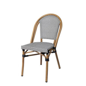 Silla Toulouse con estructura color deco bambú y asiento y respaldo textilene uno en negro y blanco